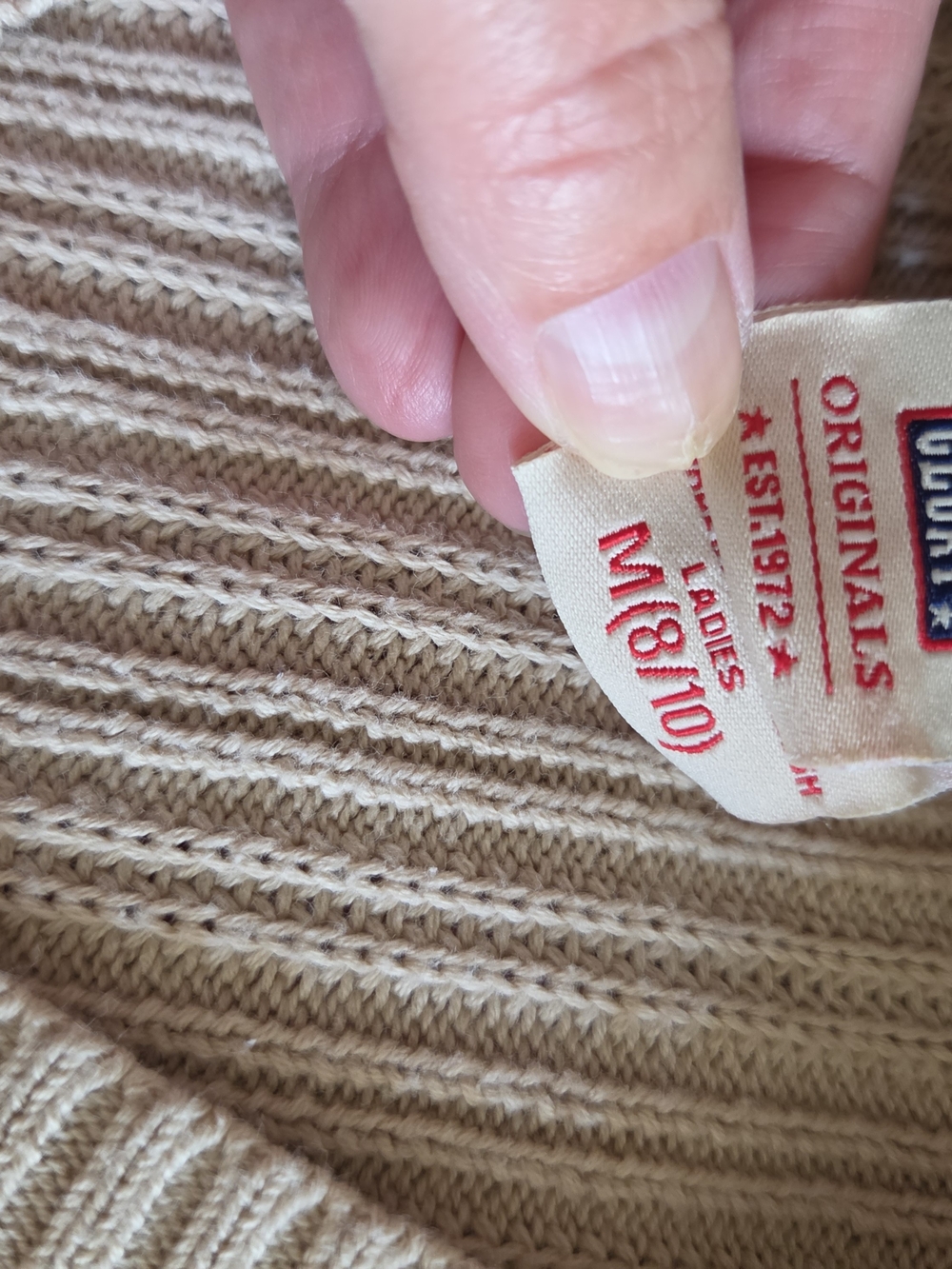 Beige Knit Sweater - Ladies M (8/10)